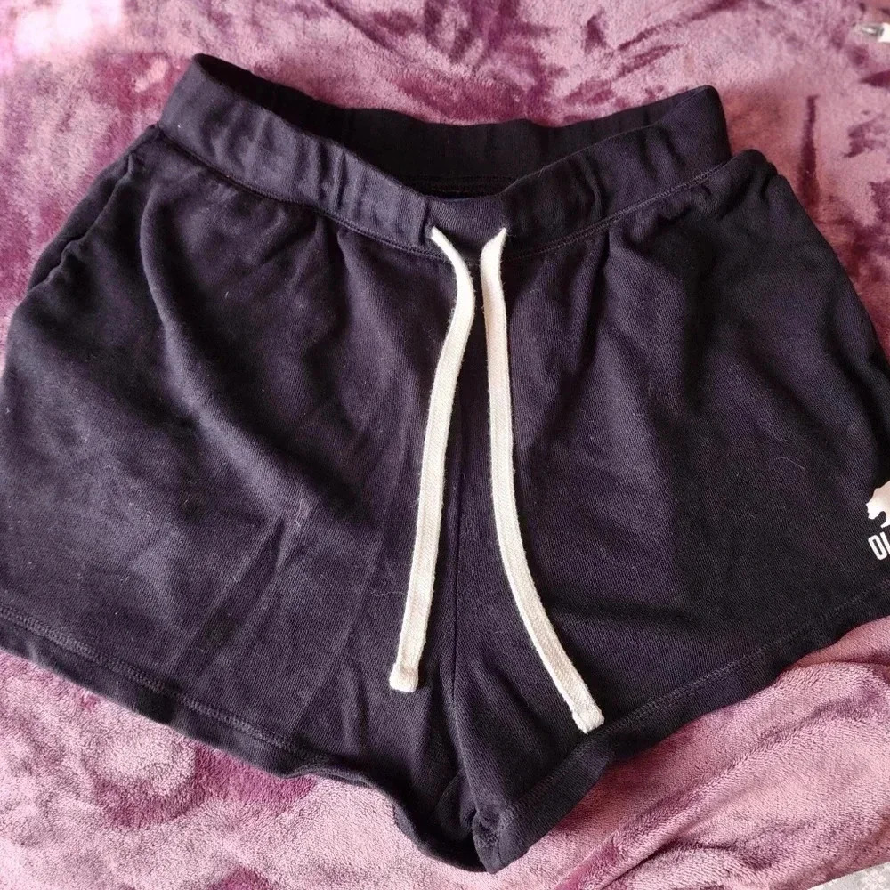 Black Old Navy women shorts M